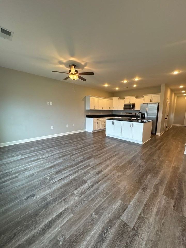 1257 Bluebird Rd - Photo 4 of 12