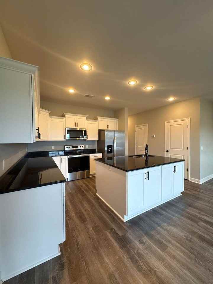 1257 Bluebird Rd - Photo 5 of 12