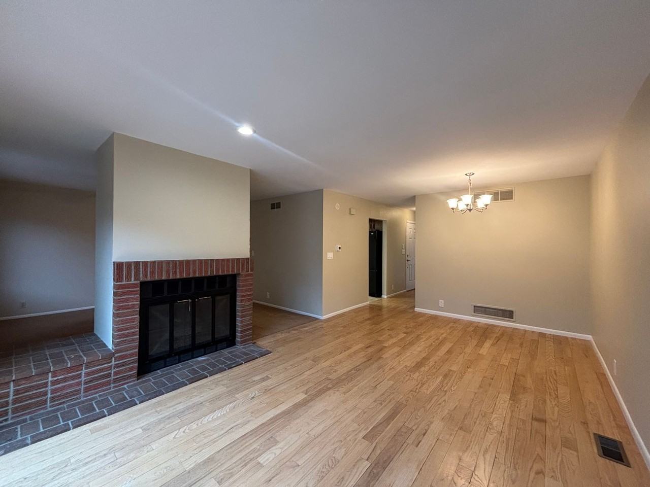 179 Xenon St - Photo 4 of 22