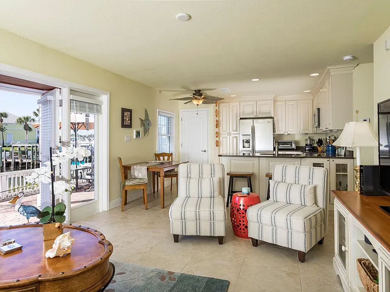 5191 Salmon Dr Se #B - Photo 7 of 32