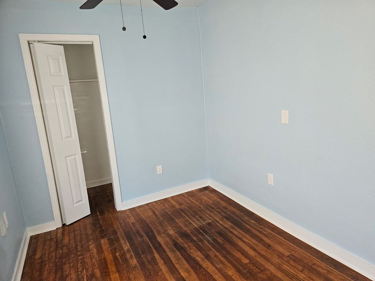 1816 Kenmore Dr - Photo 4 of 6