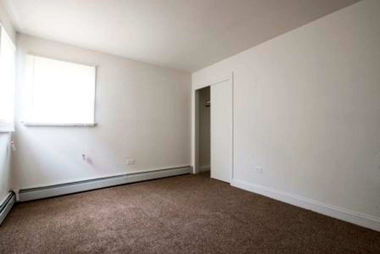 2062 W 135th Pl Blue Island, IL 60406 - Photo 4 of 14