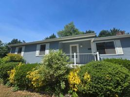 featured image of 3945 Woodcrest St