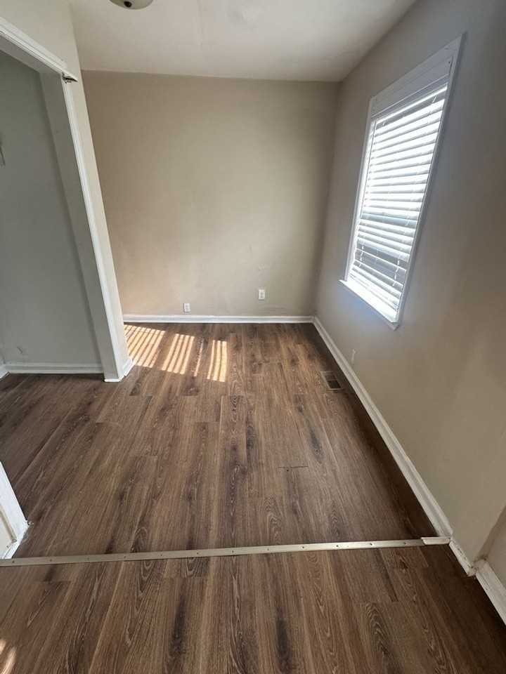5505 Moody Sawyer Rd - Photo 4 of 8