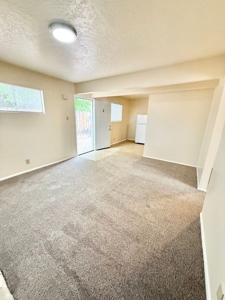 317 General Marshall St NE - Photo 3 of 8