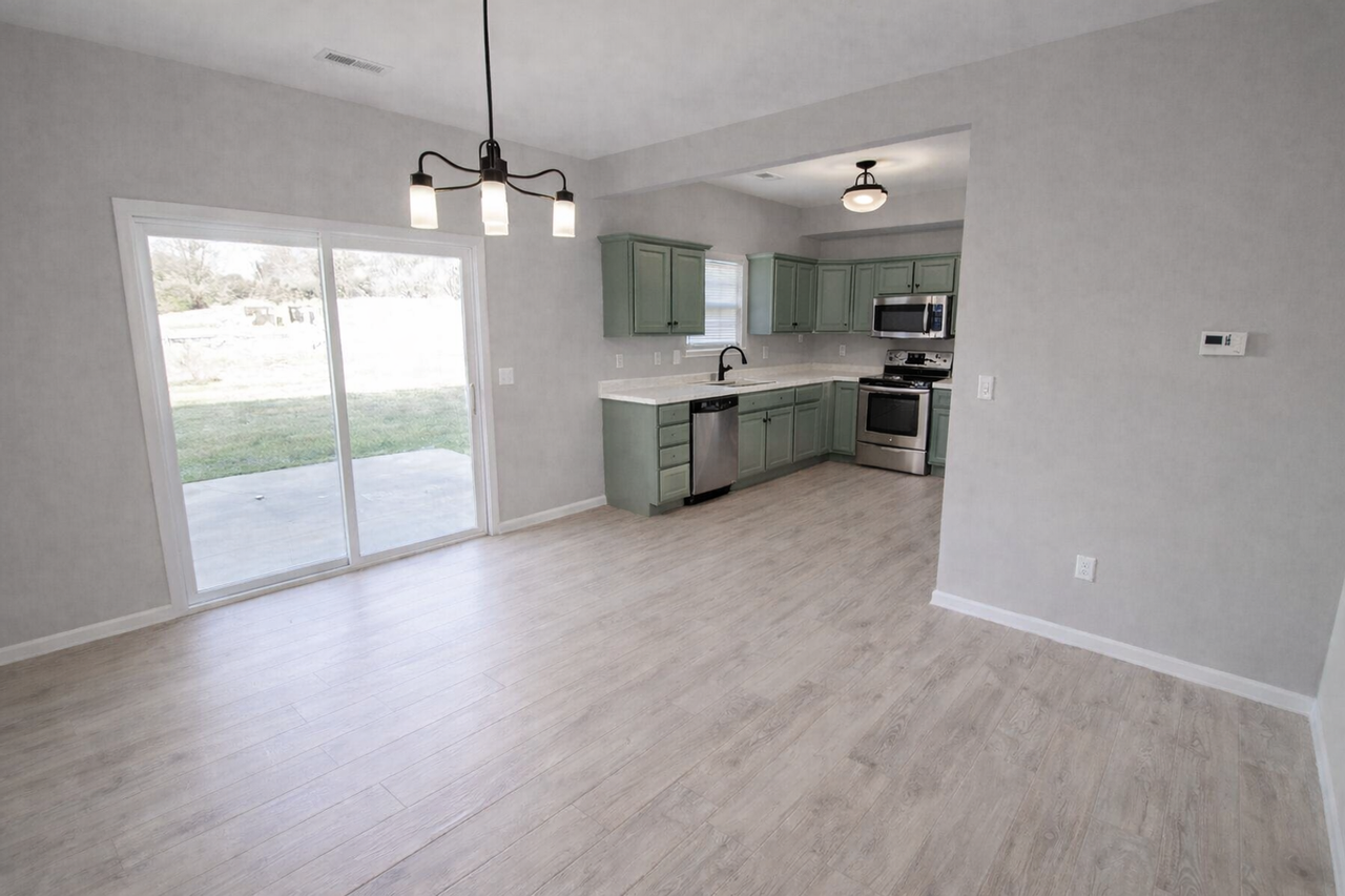 5000 Derby Ridge Dr #502 - Photo 3 of 16