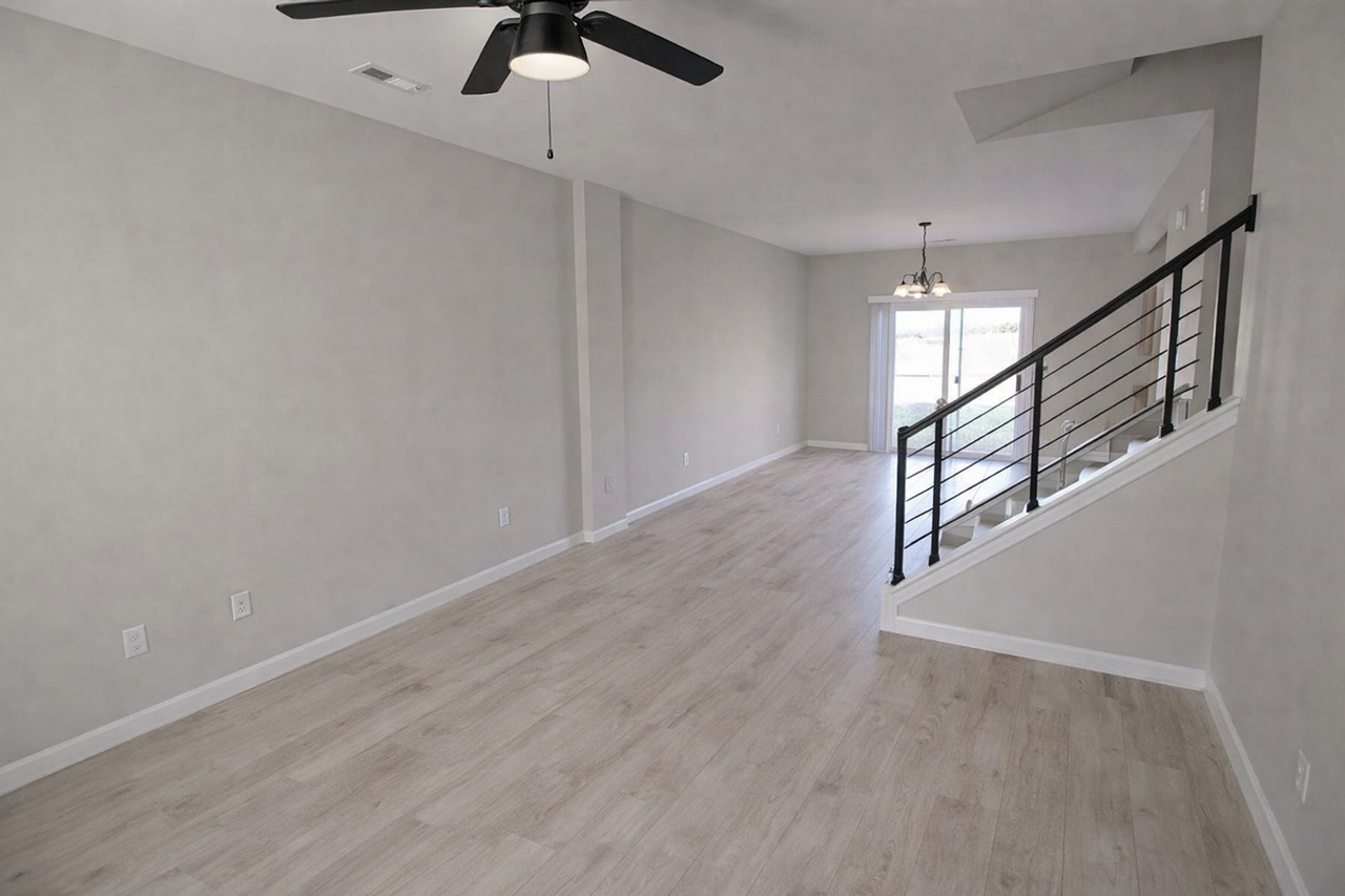 5000 Derby Ridge Dr #503 - Photo 3 of 16