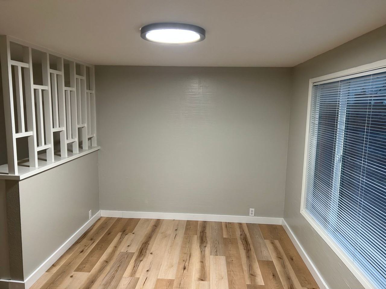 2805 Greentree Way - Photo 7 of 25