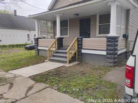 6015 Hosmer Ave - Photo 1 of 1