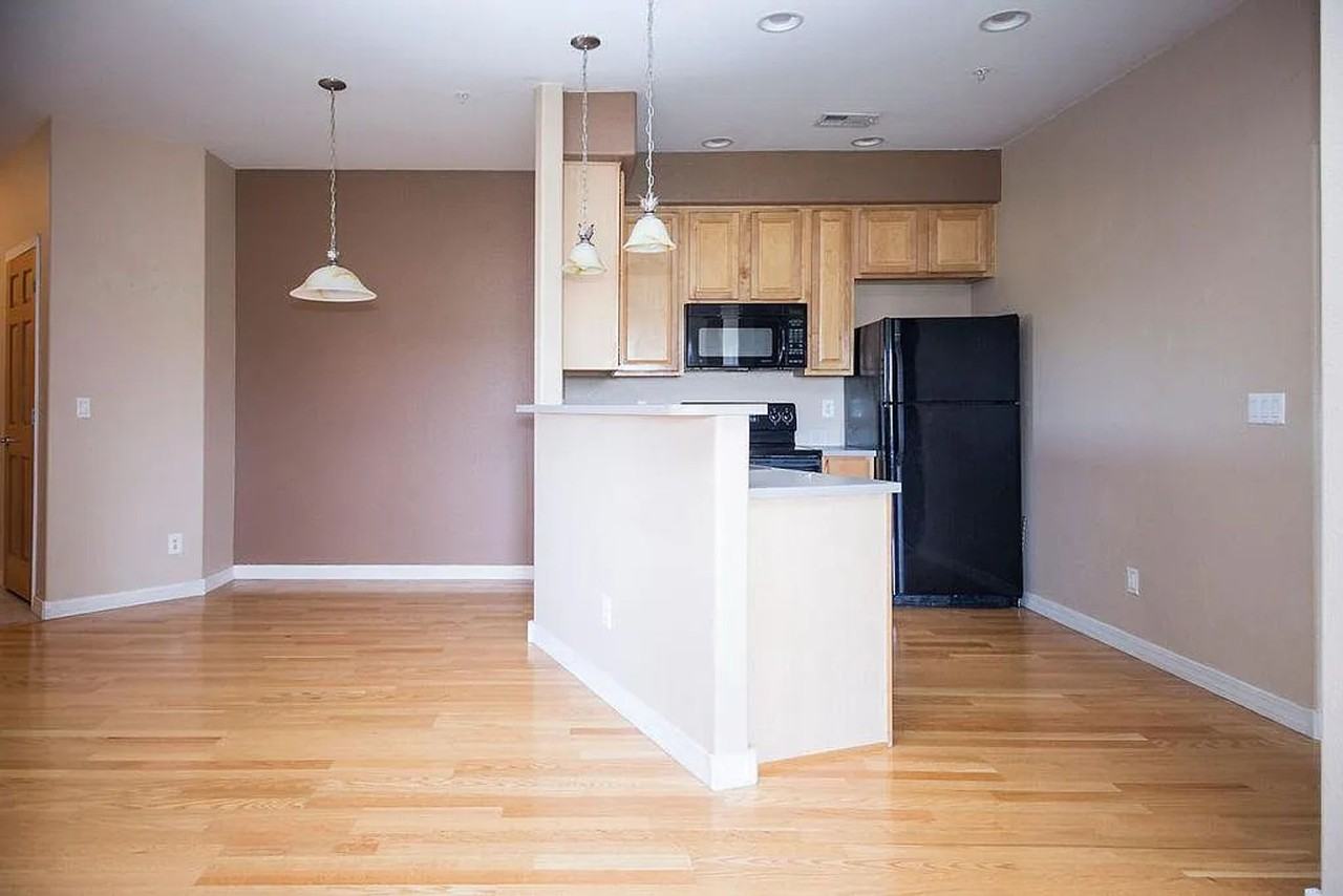 5220 Boardwalk Dr #F33 - Photo 5 of 20