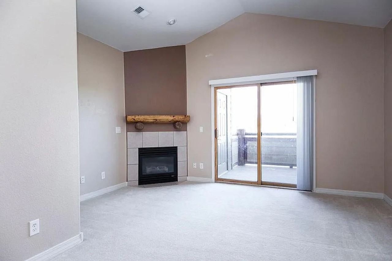 5220 Boardwalk Dr #F33 - Photo 6 of 20