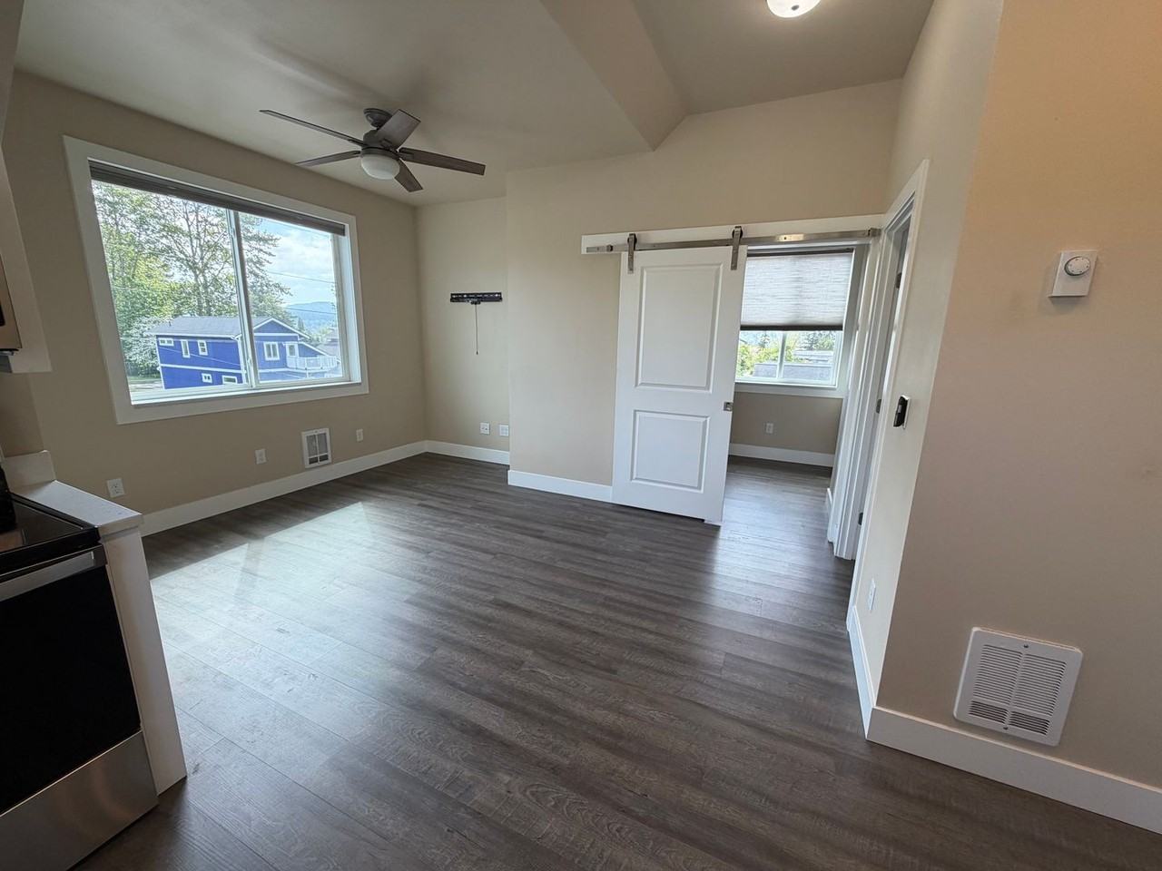 804 E Connecticut St - Photo 6 of 10