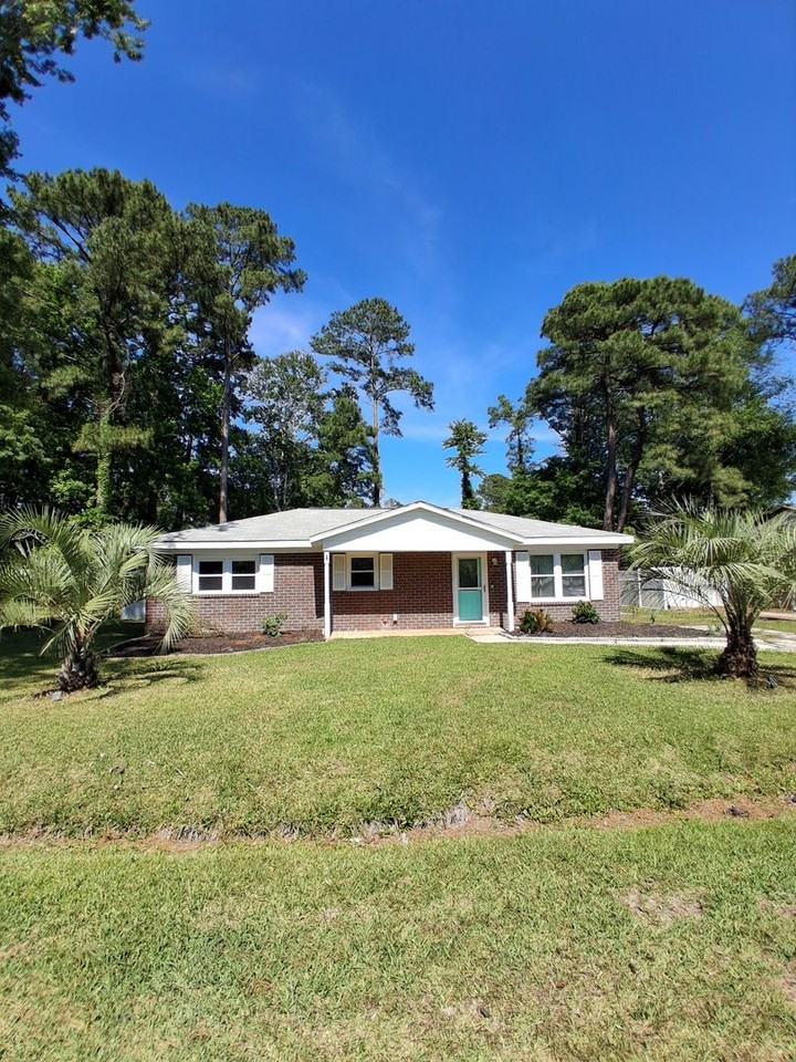 4070 Long Line Ln - Photo 2 of 7