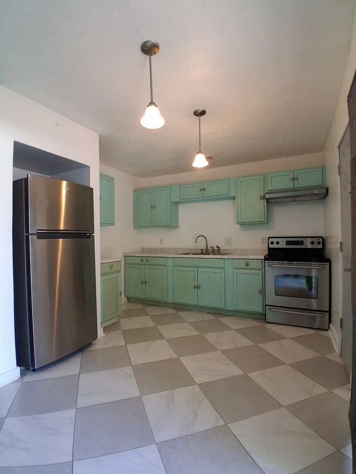 4070 Long Line Ln - Photo 5 of 7