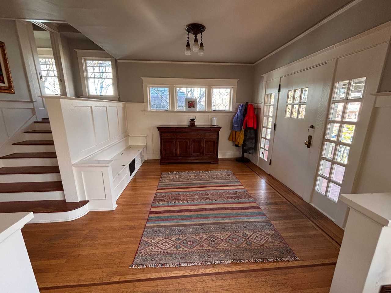 2817 Ne 19th Ave - Photo 3 of 35