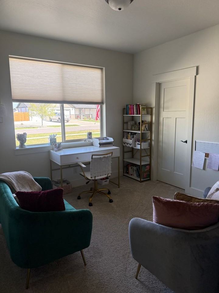 631 Cameron Loop - Photo 3 of 19