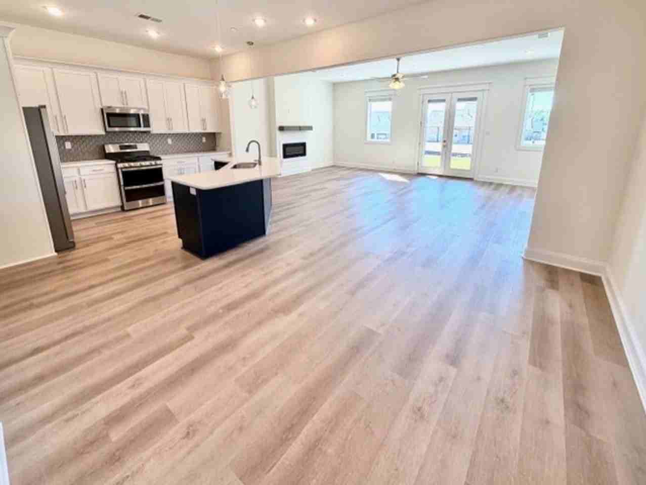 4871 Chatelet Dr - Photo 4 of 24