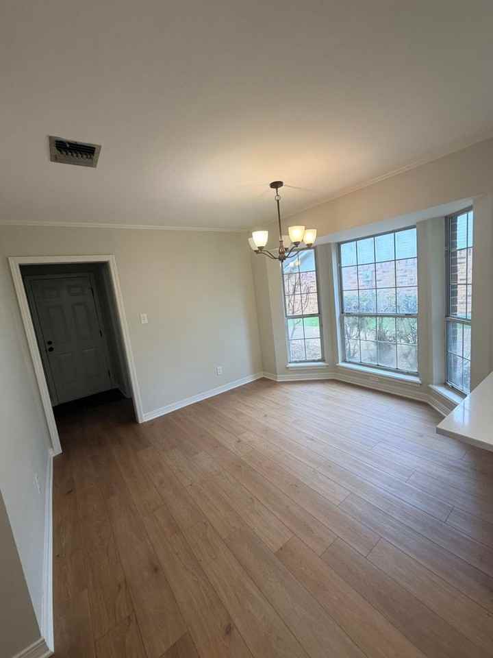 10013 Beaver Creek Dr - Photo 7 of 20