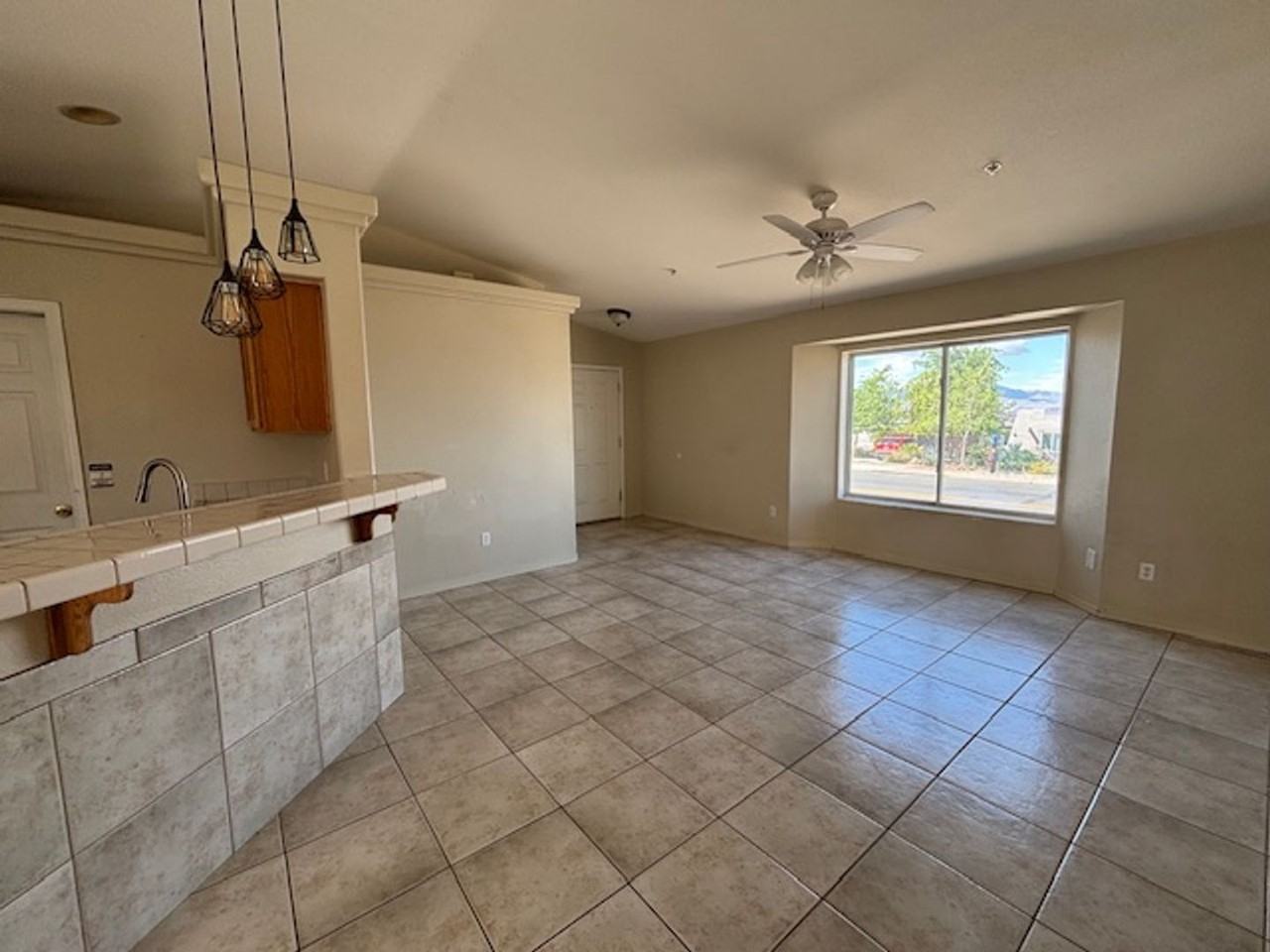 3409 Oro Grande Blvd - Photo 3 of 11