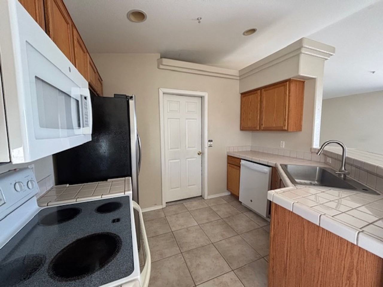 3409 Oro Grande Blvd - Photo 6 of 11