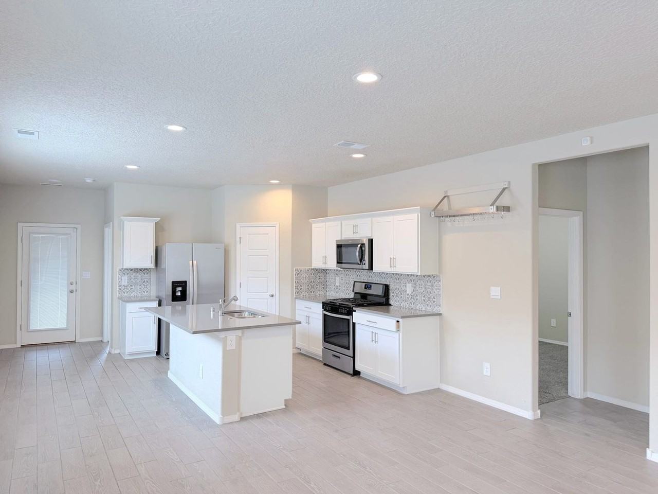 10656 Aspiration Ln Sw - Photo 4 of 32