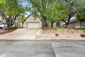 featured image of 1318 Barton Crk