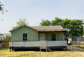 featured image of 1637 Nw 16th Ave