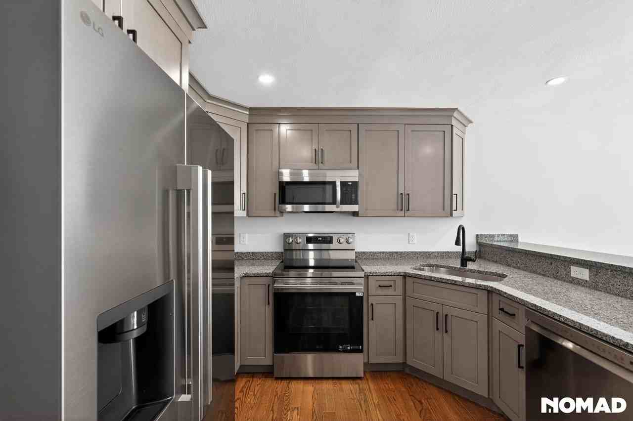7A Mustang Dr - Photo 2 of 35