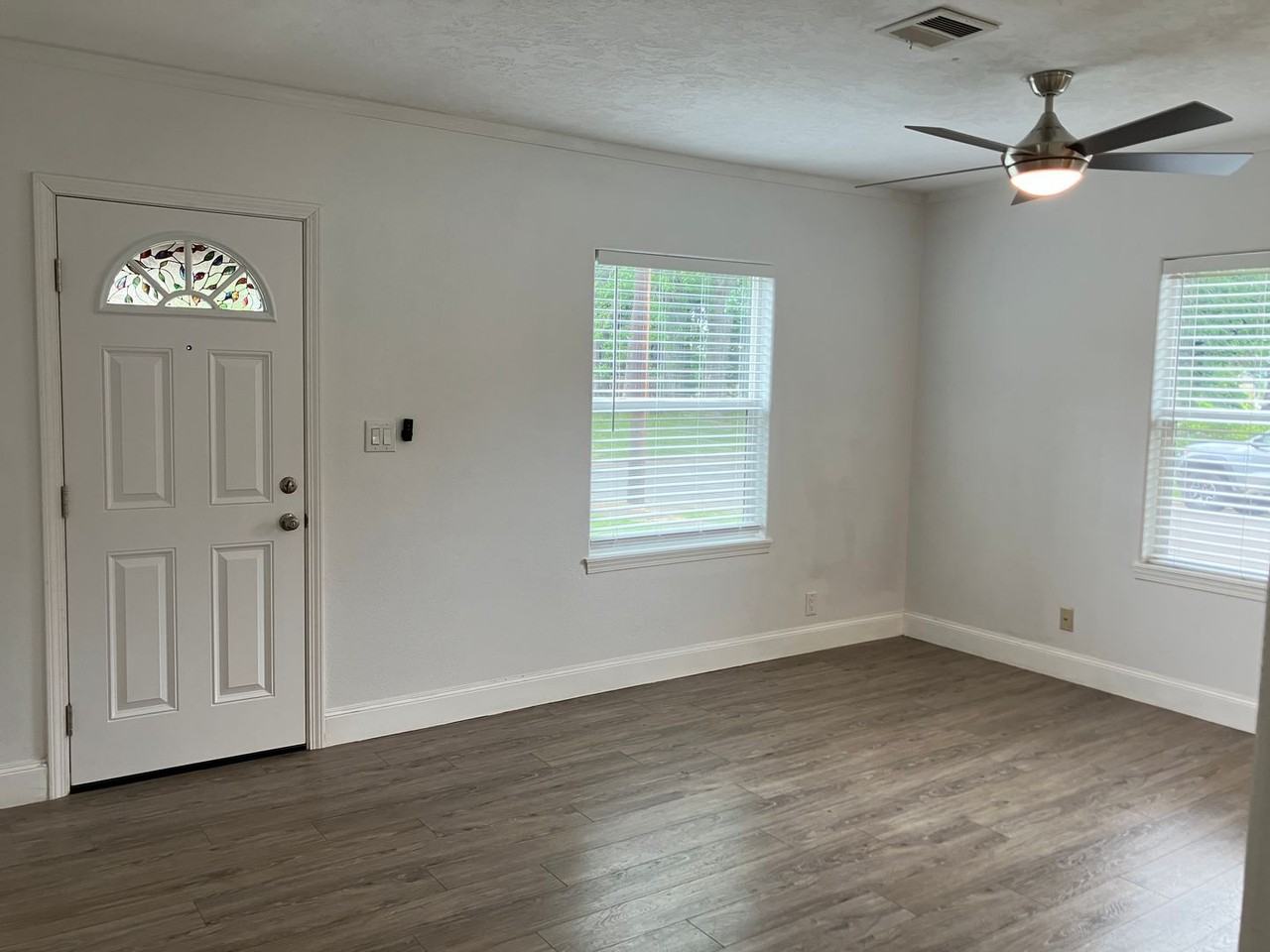 321 Magnolia Ct Nw - Photo 2 of 19