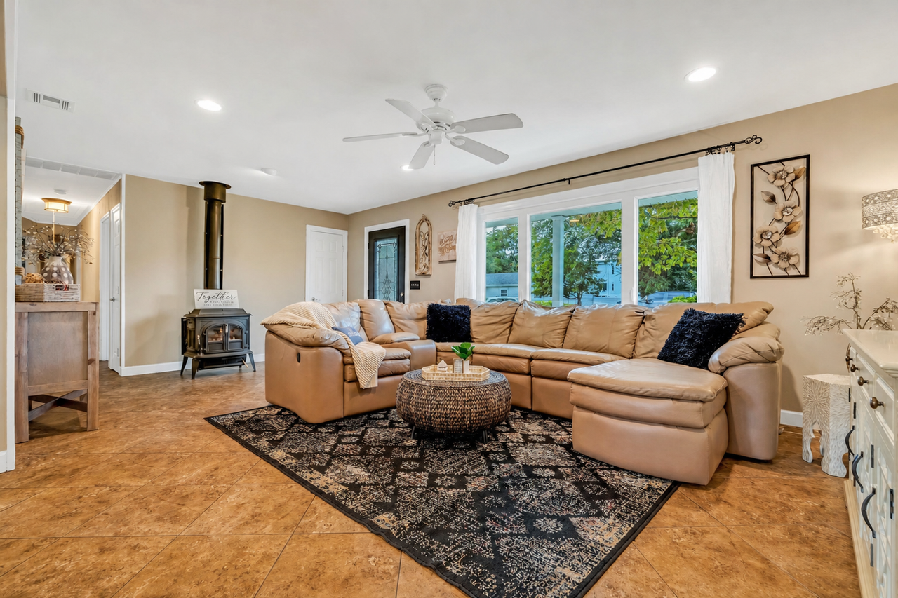 1732 4th Ave - Photo 6 of 12