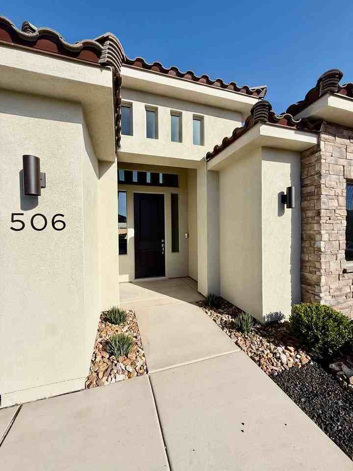506 S Martignano Way - Photo 4 of 33