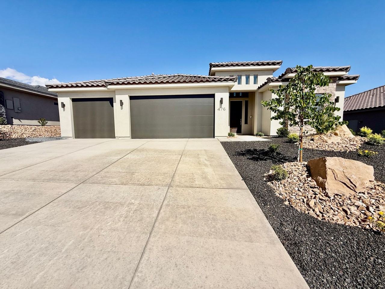 476 S Maggiore Trl - Photo 2 of 32
