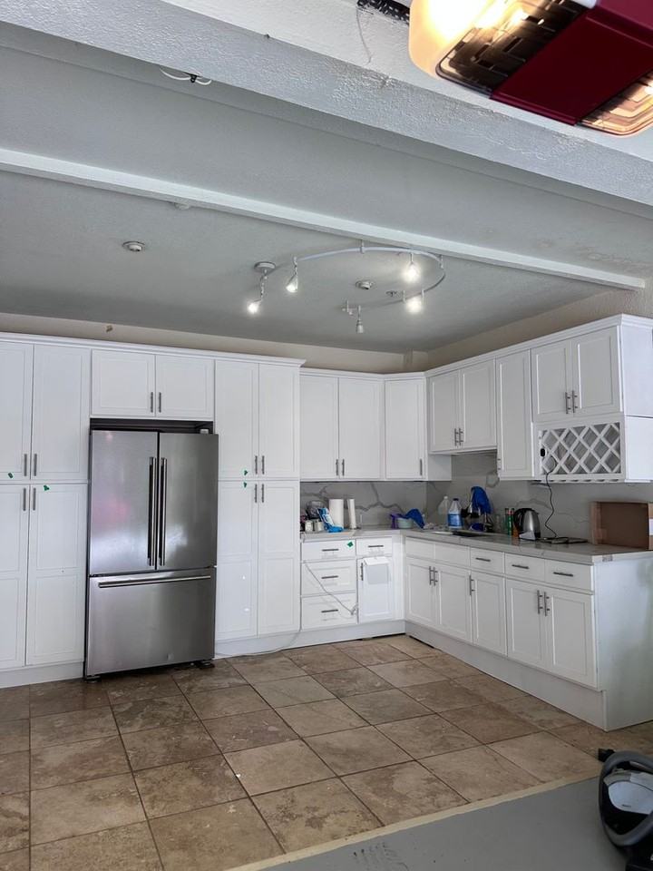 126 Serra Ln - Photo 2 of 32