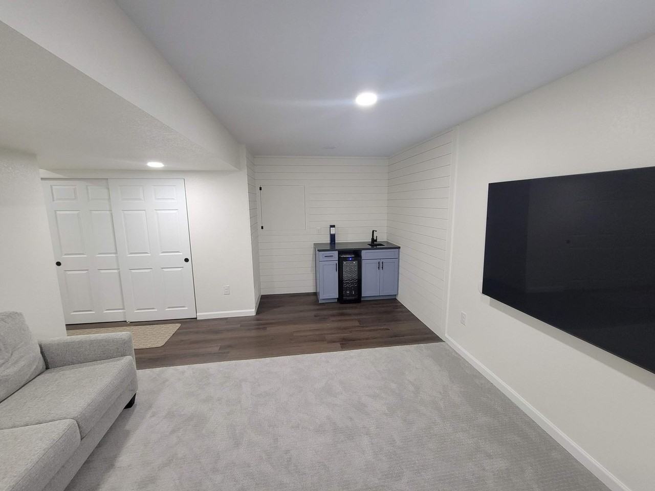 11023 Meadowvale Cir - Photo 3 of 19