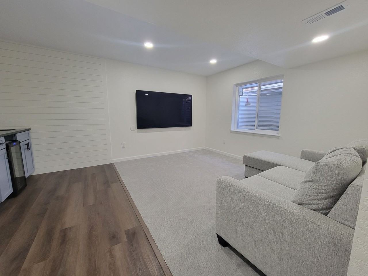 11023 Meadowvale Cir - Photo 7 of 19