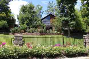 4301 Flintridge Dr - Photo 1 of 1