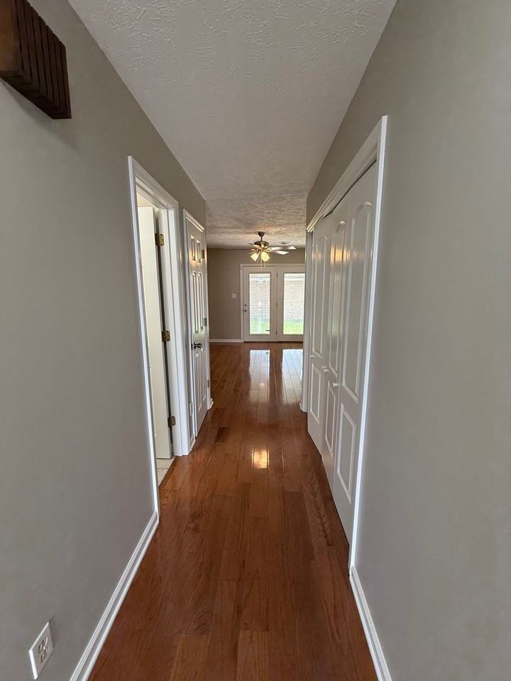 1544 Jessee St #H - Photo 3 of 23
