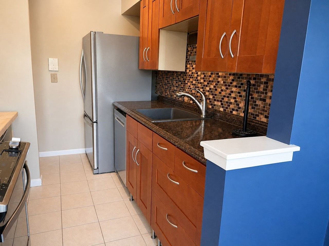 81 Lorraine Ter - Photo 7 of 13