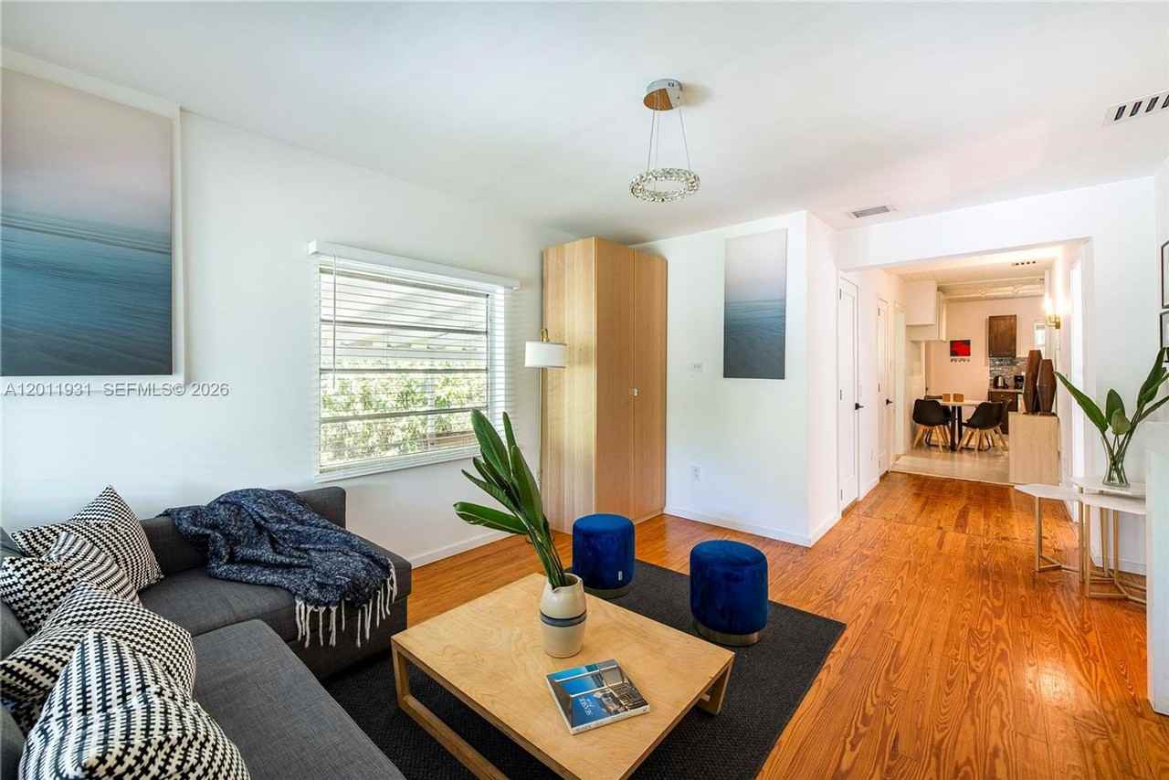 3655 Oak Ave - Photo 4 of 18