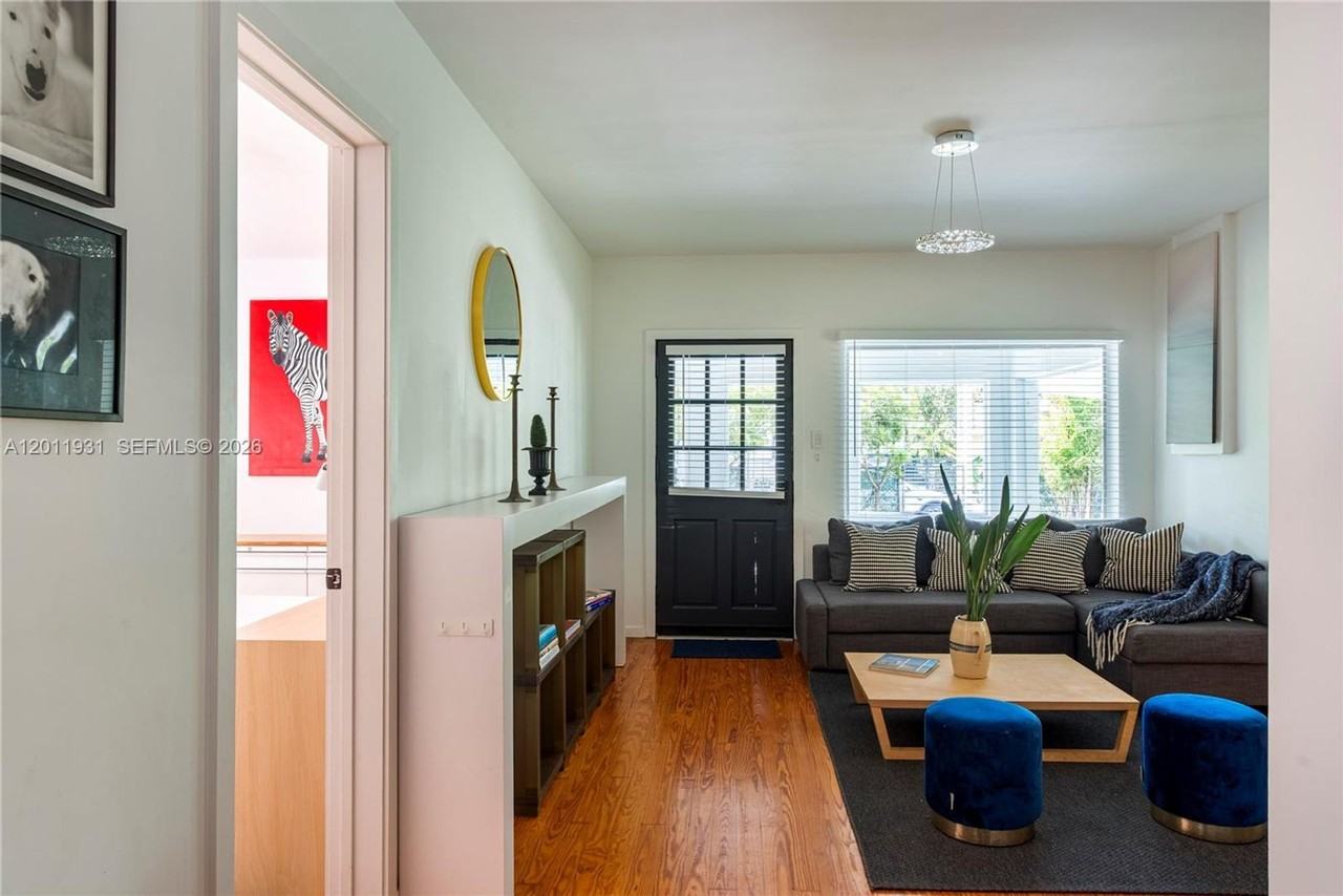 3655 Oak Ave - Photo 5 of 18