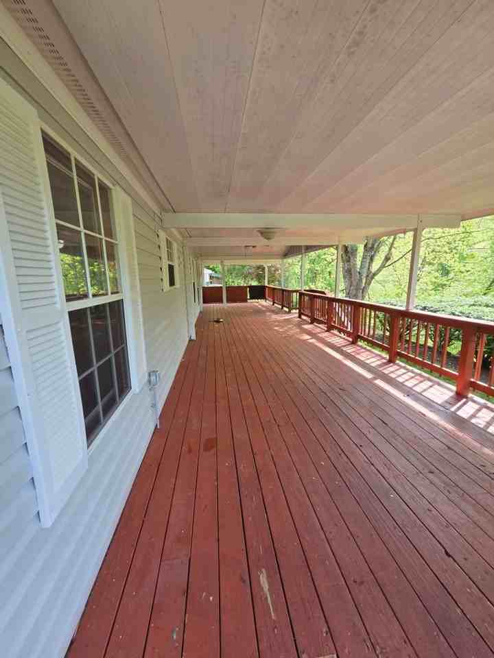 4 Twins Ln - Photo 3 of 21