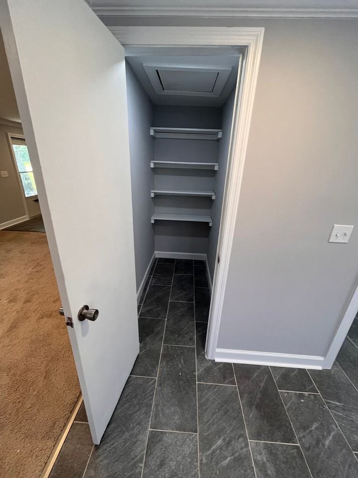 123 Miller Ln - Photo 6 of 26