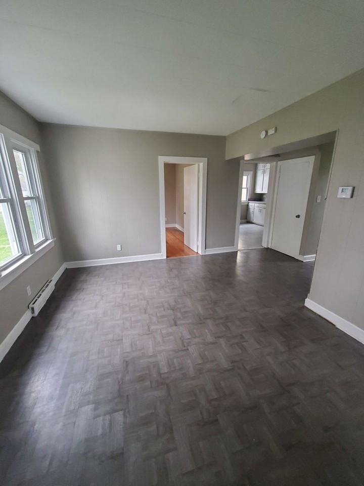 4843 N 72nd St - Photo 3 of 16