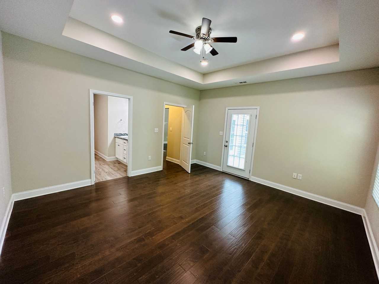 4922 Briar Rock Ln - Photo 4 of 23