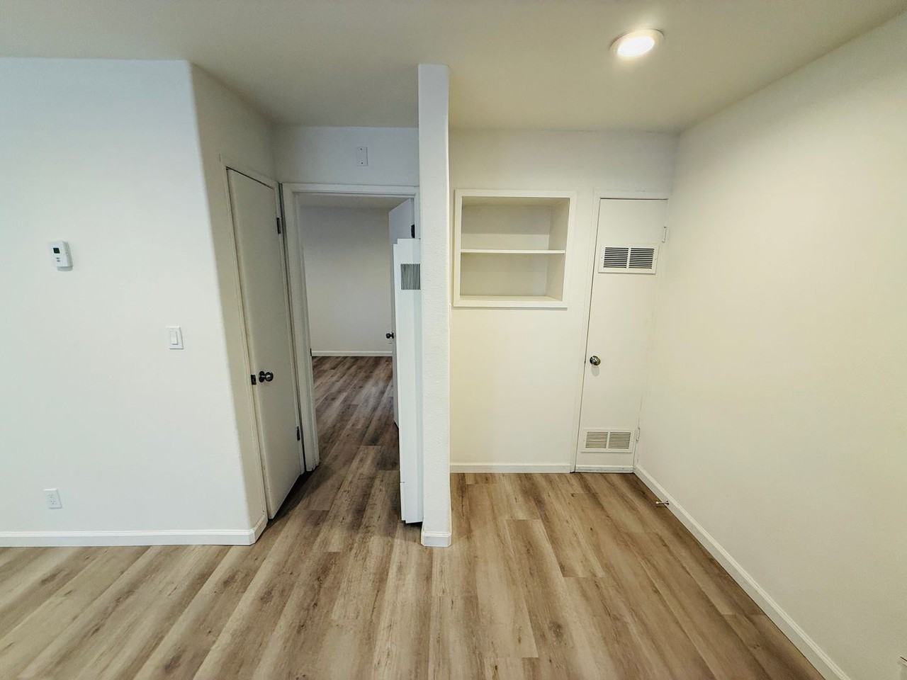 946 Modesto Ave - Photo 6 of 14