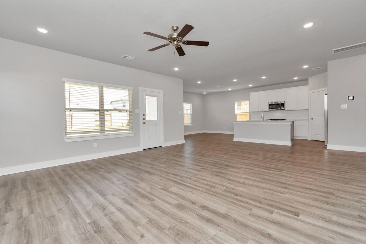 21034 Montego Breeze Ln - Photo 6 of 34