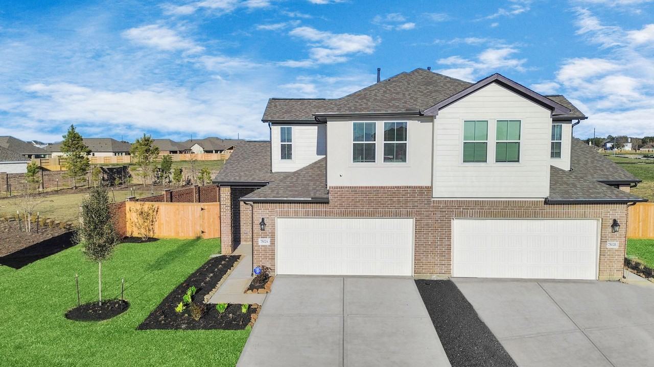 21038 Bay Village Dr - Photo 2 of 50