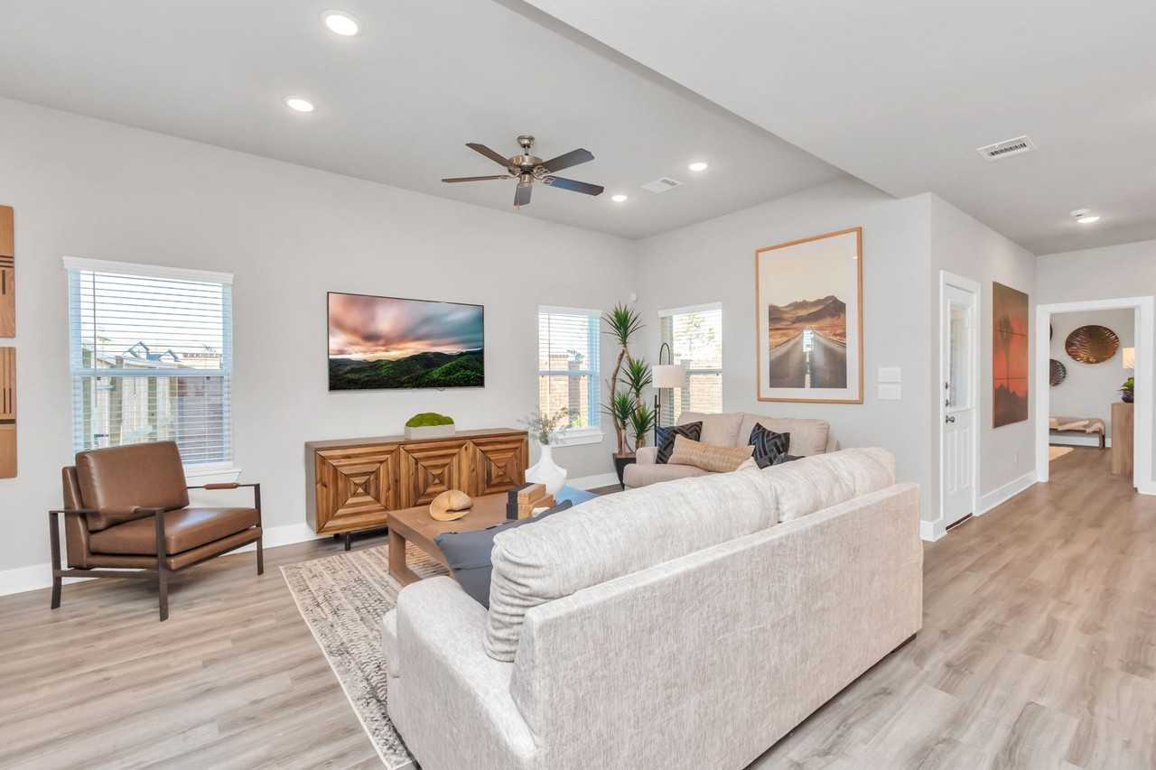21038 Bay Village Dr - Photo 7 of 50