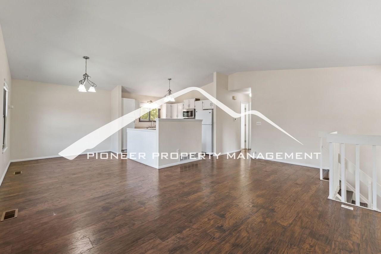 1777 Big Horn Trl - Photo 6 of 26