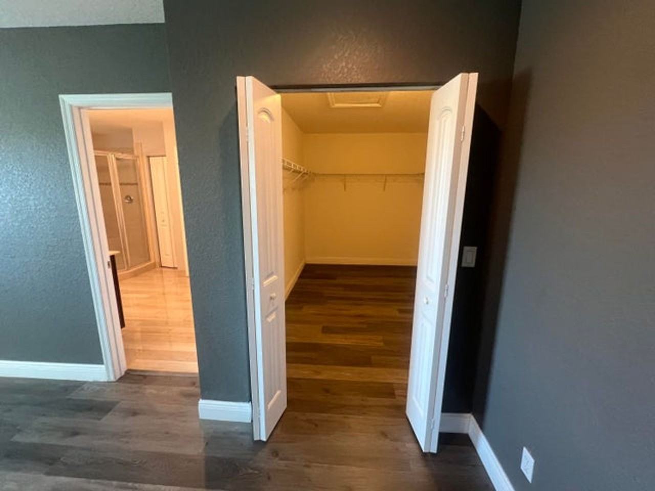 810 Palm Tree Ln - Photo 7 of 11